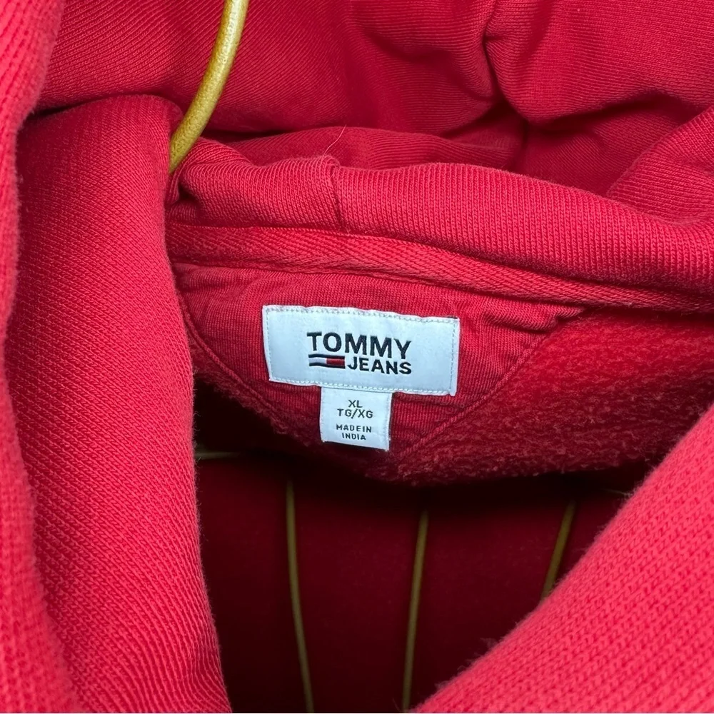 Tommy Hilfiger Red Pull Over Hoodie - Boys Size XL